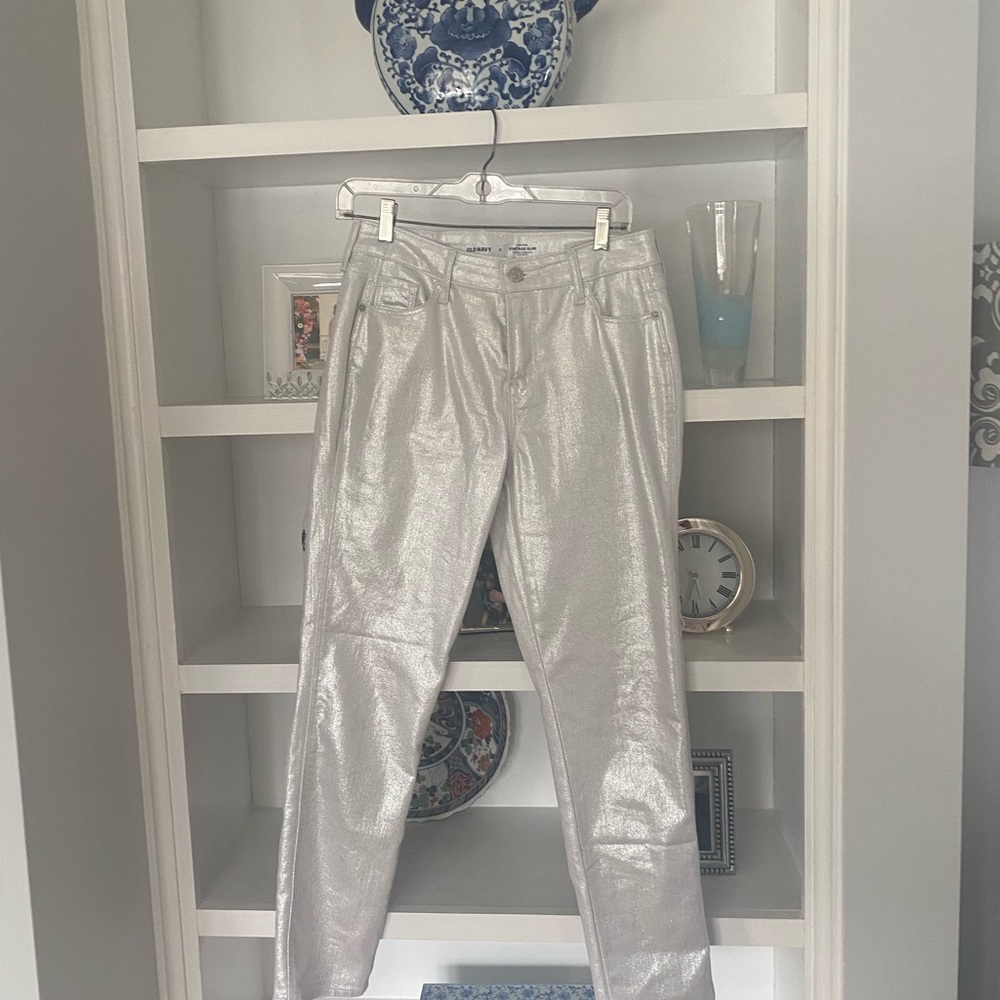 Old Navy Women's Silver Straight Leg Jeans